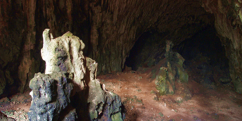 Skotino Cave